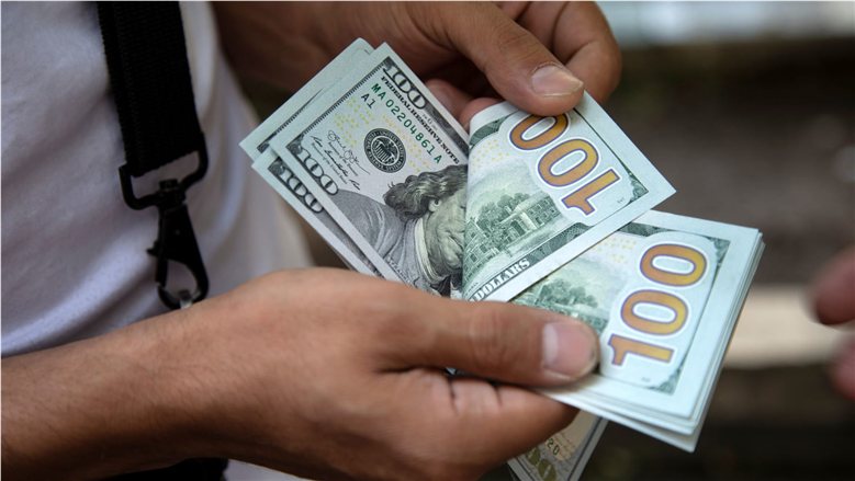 سعر الدولار اليوم السبت 31 أكتوبر 2026.. بنك قناة السويس يسجل أعلى سعر للبيع والشراء