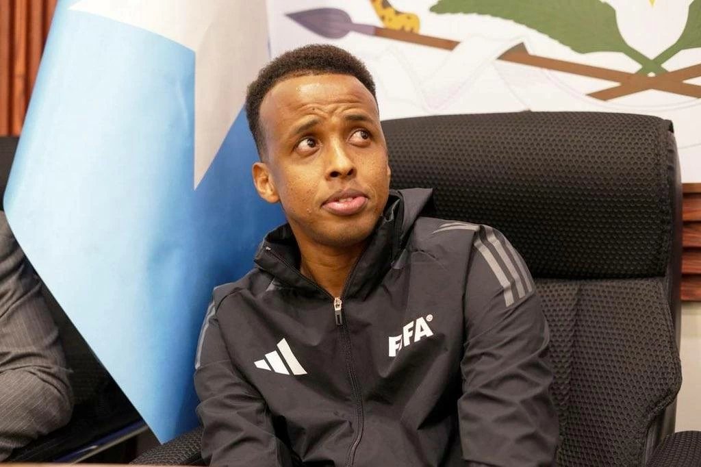 عصام عبد الفتاح يكشف مفاجأة بشأن الحكم الصومالي عمر أرتان